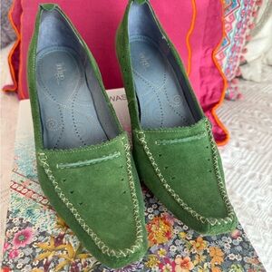 Indigo Women's Green Suede Loafers